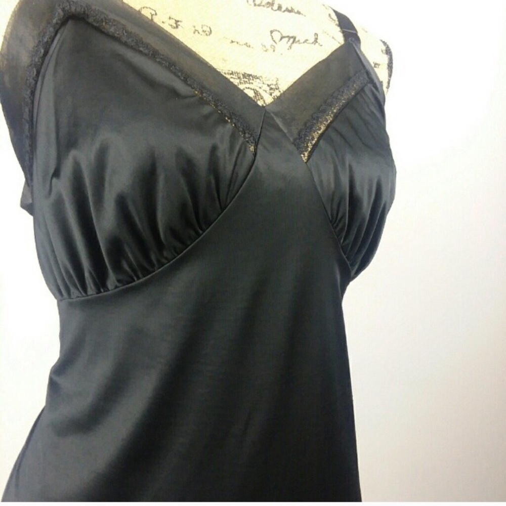 1950s Vintage Lorraine BlackSlip Rare find in sz42